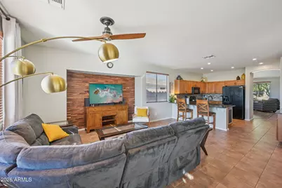 10246 S 175th Avenue, Goodyear, AZ 85338 - Photo 6