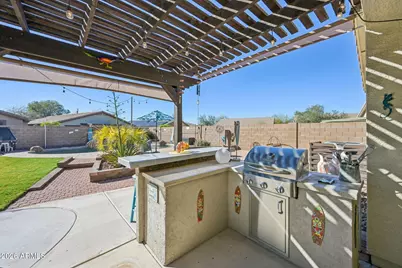 10246 S 175th Avenue, Goodyear, AZ 85338 - Photo 14