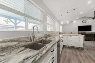 13203 N 56th Ave, Glendale, AZ 85304 - Photo 36