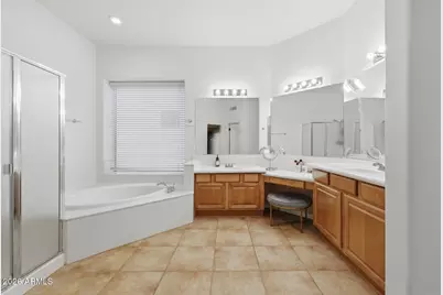 1811 W Wisteria Drive, Chandler, AZ 85248 - Photo 20