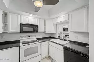 1402 S Jentilly Ln, Tempe, AZ 85281 - Photo 6