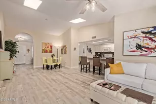 13749 W Meeker Blvd, Sun City West, AZ 85375 - Photo 18