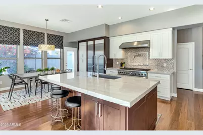 190 E Louis Way, Tempe, AZ 85284 - Photo 2