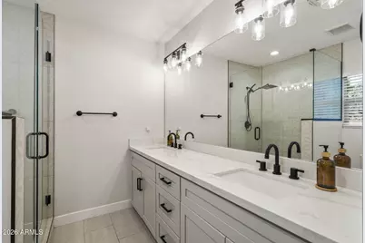 3515 E Piccadilly Road, Phoenix, AZ 85018 - Photo 14