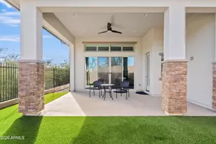 11996 W Creosote Dr, Peoria, AZ 85383 - Photo 2