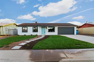 3431 E Acoma Dr, Phoenix, AZ 85032 - Photo 1