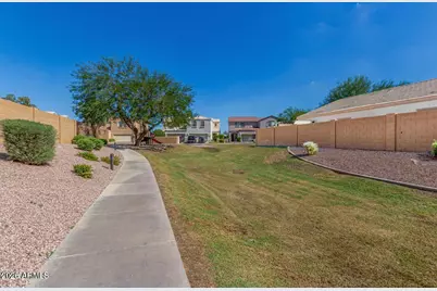 10823 N 70th Avenue, Peoria, AZ 85345 - Photo 20