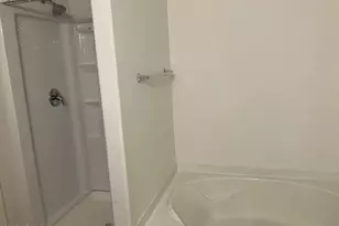 10823 N 70th Ave, Peoria, AZ 85345 - Photo 10