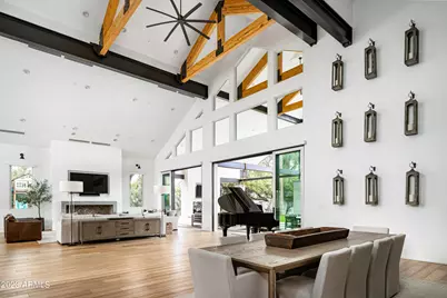 8144 E Del Barquero Drive, Scottsdale, AZ 85258 - Photo 10