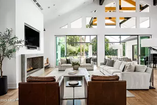 8144 E Del Barquero Dr, Scottsdale, AZ 85258 - Photo 6