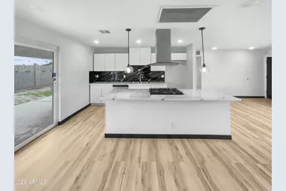 8641 N 37th Avenue, Phoenix, AZ 85051 - Photo 16