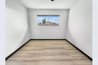 8641 N 37th Avenue, Phoenix, AZ 85051 - Photo 10