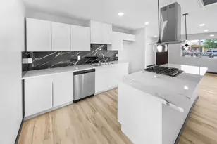 8641 N 37th Ave, Phoenix, AZ 85051 - Photo 2