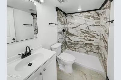 8641 N 37th Avenue, Phoenix, AZ 85051 - Photo 6
