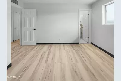 8641 N 37th Avenue, Phoenix, AZ 85051 - Photo 20