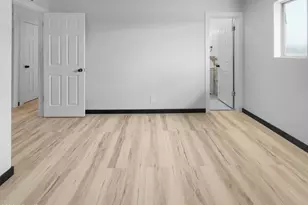 8641 N 37th Ave, Phoenix, AZ 85051 - Photo 20