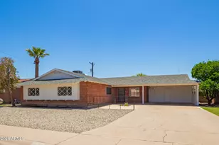 3913 W Krall St, Phoenix, AZ 85019 - Photo 1
