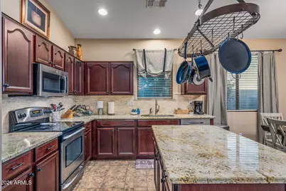 2862 N 152nd Lane, Goodyear, AZ 85395 - Photo 8