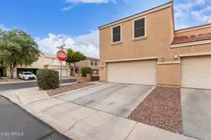 10643 N 70th Dr, Peoria, AZ 85345 - Photo 2