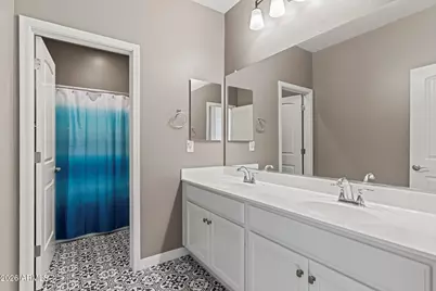 18331 W Clinton Street, Surprise, AZ 85388 - Photo 34