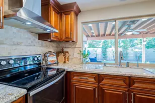 9145 E Jenan Dr, Scottsdale, AZ 85260 - Photo 10