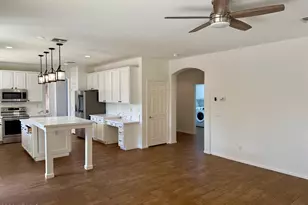 2431 W Carter Rd, Phoenix, AZ 85041 - Photo 12