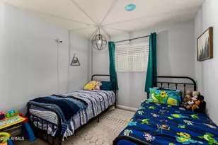 2031 W Dahlia Dr, Phoenix, AZ 85029 - Photo 12