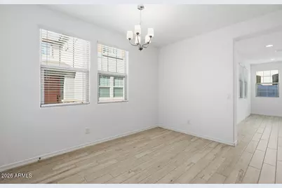 10022 W Piccadilly Road, Avondale, AZ 85392 - Photo 14