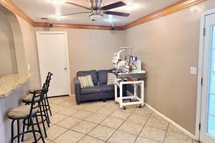 4545 N 67th Ave, Phoenix, AZ 85033 - Photo 8