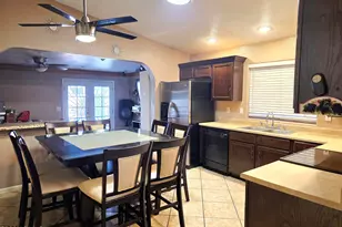 4545 N 67th Ave, Phoenix, AZ 85033 - Photo 6