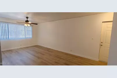 2557 W Rose Lane #204, Phoenix, AZ 85017 - Photo 4