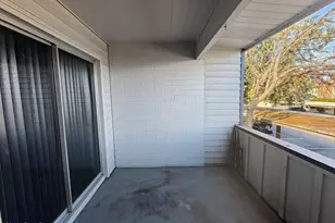 2557 W Rose Ln, Phoenix, AZ 85017 - Photo 16