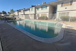 2557 W Rose Ln, Phoenix, AZ 85017 - Photo 20