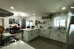 1011 W Elna Rae St, Tempe, AZ 85281 - Photo 6