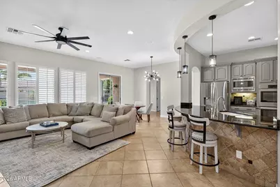 11635 E Bellflower Drive, Chandler, AZ 85249 - Photo 4