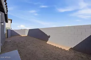 10050 W Piccadilly Rd, Avondale, AZ 85392 - Photo 32