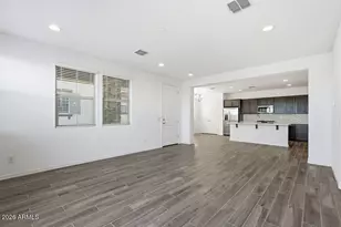 10050 W Piccadilly Rd, Avondale, AZ 85392 - Photo 12