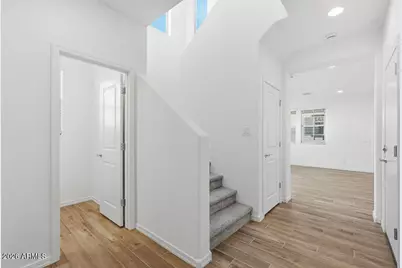 10050 W Piccadilly Road, Avondale, AZ 85392 - Photo 28