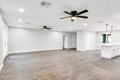 10602 W Cumberland Drive, Sun City, AZ 85351 - Photo 10