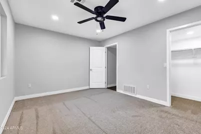 10602 W Cumberland Drive, Sun City, AZ 85351 - Photo 16