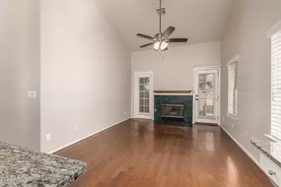 517 S Paradise Drive, Gilbert, AZ 85233 - Photo 10