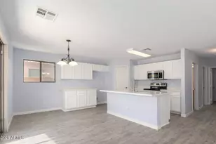 45677 W Windmill Dr, Maricopa, AZ 85139 - Photo 4