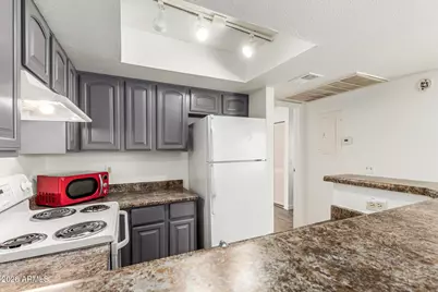 3601 W Tierra Buena Lane #247, Phoenix, AZ 85053 - Photo 14