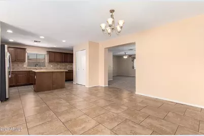 1890 E Loma Vista Drive, Tempe, AZ 85282 - Photo 8