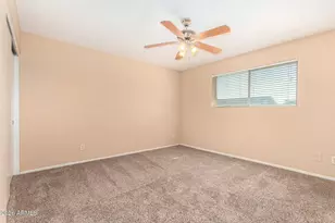 1890 E Loma Vista Dr, Tempe, AZ 85282 - Photo 18