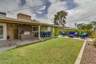 1918 E Palmcroft Dr, Tempe, AZ 85282 - Photo 2