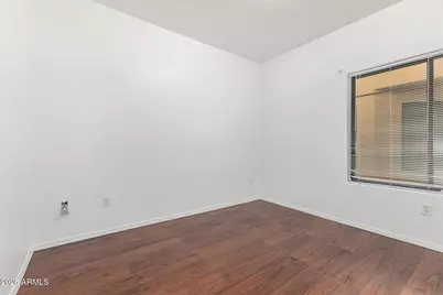 6770 N 47th Avenue #1016, Glendale, AZ 85301 - Photo 18