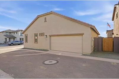 10056 W Piccadilly Road, Avondale, AZ 85392 - Photo 30