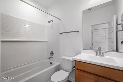 10056 W Piccadilly Road, Avondale, AZ 85392 - Photo 26