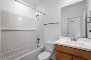 10056 W Piccadilly Rd, Avondale, AZ 85392 - Photo 26